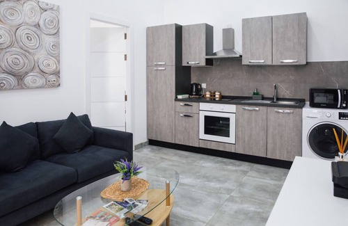 Floriana Apartment | Valletta Waterfront 2BR Flat by ArcoBnb