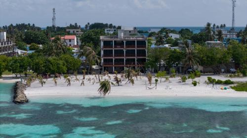 Guraidhoo Hotel | Valley Palm Seaview