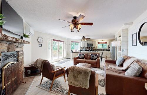 Waynesville House | Valley View Cottage