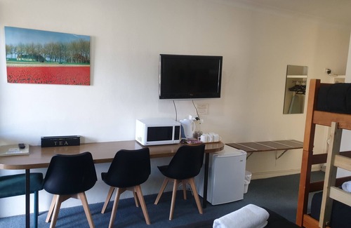 Murrurundi Hotel | Valley View Motel