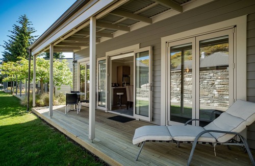 Cardrona House | Valley Villa - Cardrona Holiday Home