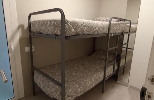 El Poble-sec Hostel | VallHonrat near Paralel Av Guest House