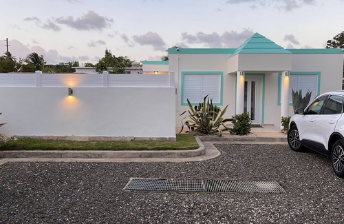 Cerro Gordo House | Vamos a la playa, private pool/central AC