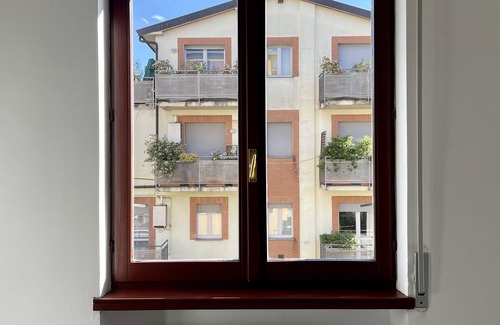 Bergamo Apartment | Van Gogh House in Bergamo