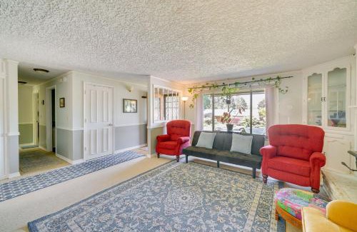 Salmon Creek House | Vancouver Vacation Rental about 16 Mi to Portland!