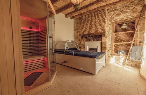 Saint-Jean-Ligoure House | Vanessa GAY