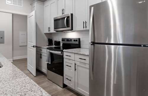 Newberry Apartment | Vanguard 2BD 11 - Two Bedroom Apartment, Sleeps 4
