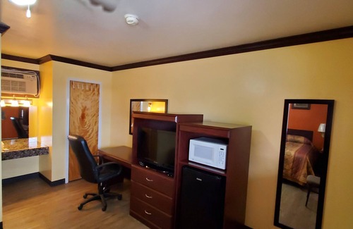 Navasota Hotel | Vanguard Motel