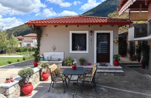 Gravia Villa | Vasia's Cozy House