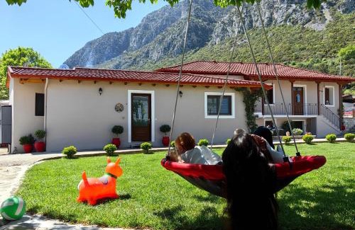 Gravia Villa | Vasia's Cozy House