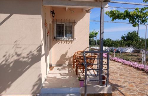Pineios Apartment | Vasiliki's Apartment B