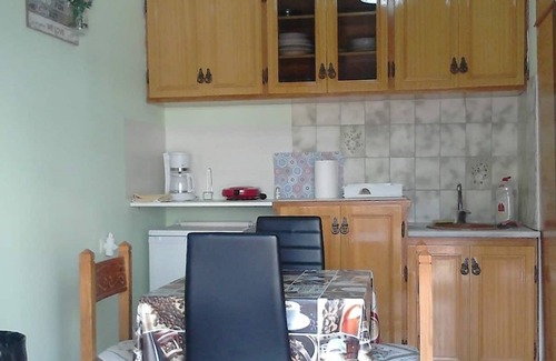 Kalambaka House | Vasiliki's Apartment (Kalampaka center)