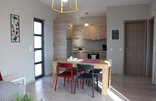Vizari House | Vast view of landscape and sea,Pool, 4 pers. | holiday home Triopetra, Crete