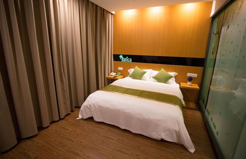 Jinghai County Hotel | Vatica TianJin JingHai District Bus Station Home World Plaza Hotel