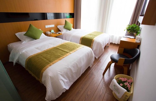 Jinghai County Hotel | Vatica TianJin JingHai District Bus Station Home World Plaza Hotel