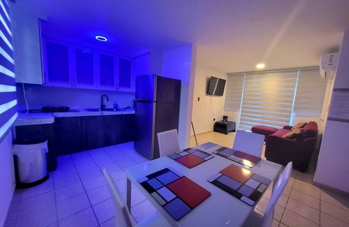 Vega Alta Condo | Vega costera apt. w/TV, A/C, Wi-Fi & Parking