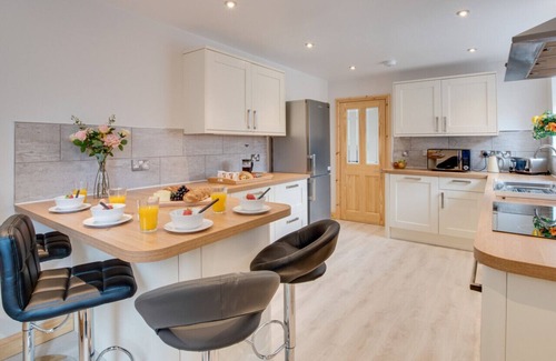 Whitby House | Vega - Four Bedroom House, Sleeps 7