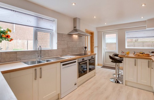 Whitby House | Vega - Four Bedroom House, Sleeps 7