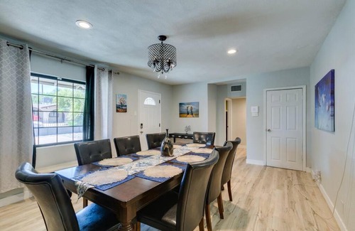 Rancho Oakey House | Vegas Oasis