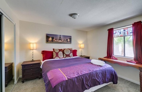 Rancho Oakey House | Vegas Oasis