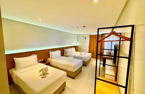 Legazpi Hotel | VELA HOTEL
