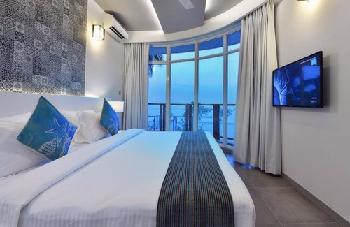 Maafushi House | Velana Beach Hotel Maldives