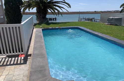 Laaiplek House | Veldrift Retreat: Family Accommodation on the Banks of the Berg River!