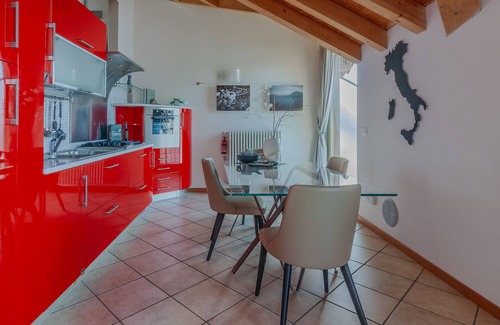 Perledo Apartment | Veloccino Del Lago by Varenna Holidays