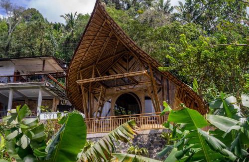 Selat Villa | Velonia Iseh