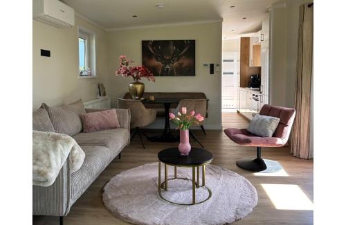 Beekbergen-West Ski Chalet | Veluwe Bliss