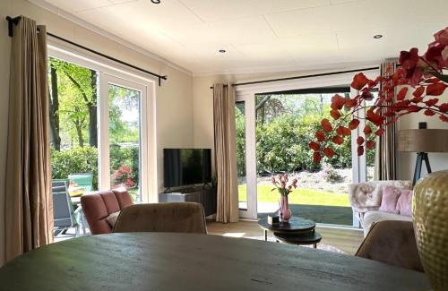 Beekbergen-West Ski Chalet | Veluwe Bliss