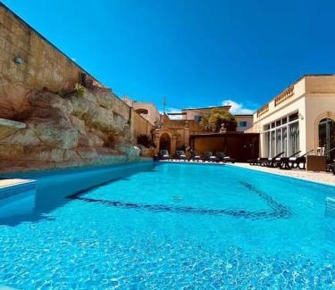 San Pawl tat-Targa Villa | Velver Mansion, Malta - Luxury Villa with Pool