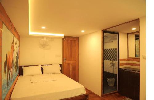 Andhakaranazhy Boat Rental | Vembanad Houseboat