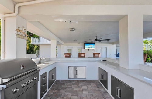 Venetian Shores House | Venetian Shores Pool Home