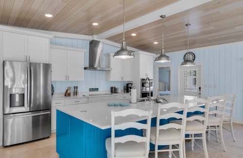 Venetian Shores House | Venetian Shores Pool Home