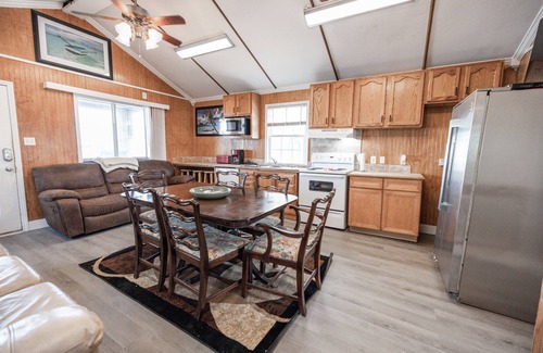 Venice Boat Rental | Venice Louisiana Fish and Hunt Camp (House Boat)