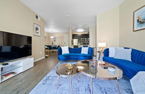Del Rey Apartment | Venice Marina Pool and Spa Luxury Condo