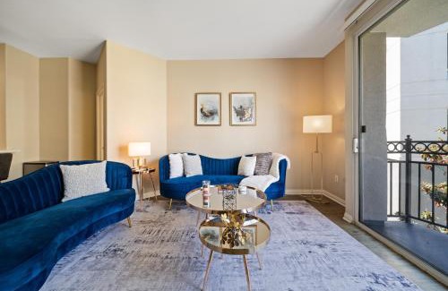 Del Rey Apartment | Venice Marina Pool and Spa Luxury Condo