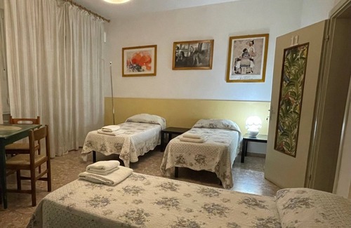 Treviso House | Venice Treviso Airport Bed