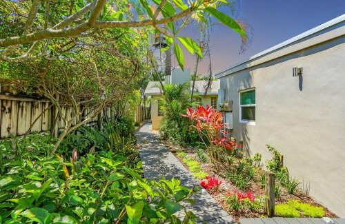 Wilton Manors House | Ventur Escapade - Heated Pool, Private Guest House