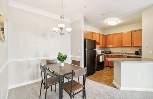 Valley Apartment | Verandas 2123 I Comfortable W A Modern Flair