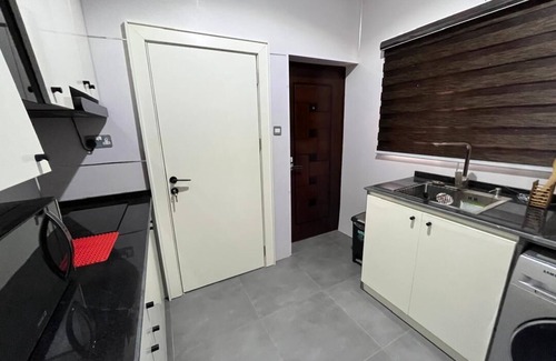 Wuse 2 Apartment | VERDE, Chic 2-bedroom apartment with Wi-Fi and AC in delightful Wuse 2 Abuja