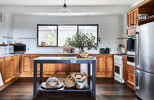 Elphinstone House | Vermont House ~ Daylesford/Macedon Region