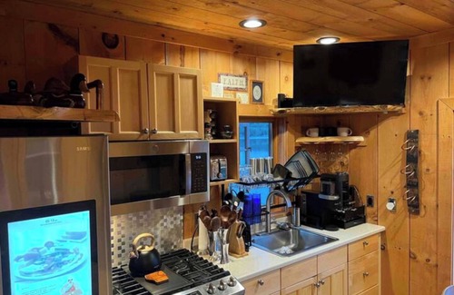 Brownington Cottage | Vermont Waterfront Cottage