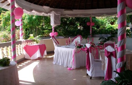 Mango Walk Hotel | Verney House Resort