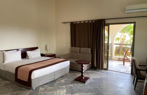 Lome House | Veronica Guest House