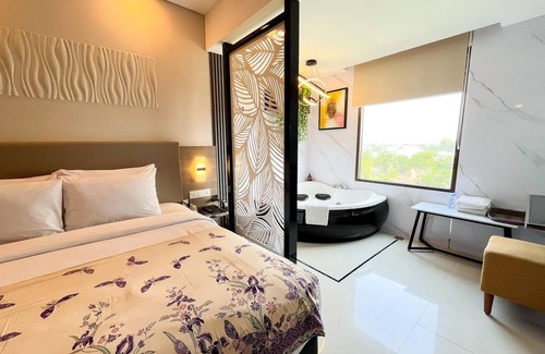 West Cirebon Hotel | Verse Hotel Cirebon