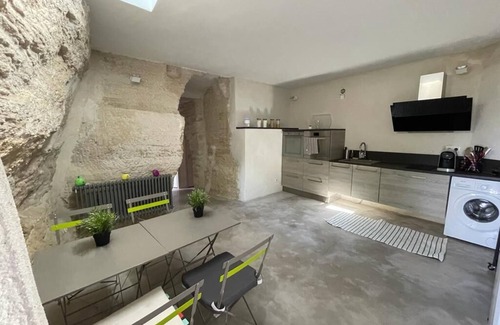 Gordes House | Vertical townhouse outstanding view with private pool