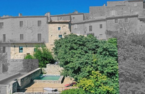 Gordes House | Vertical townhouse outstanding view with private pool