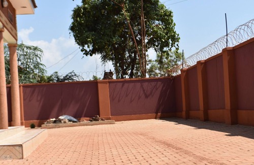 Jinja House | Very Beautiful Newly Entire Home For Your vocation
